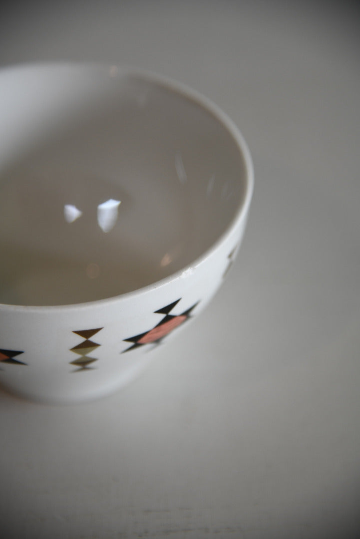 Vintage Wood & Son Alpine White Cups & Saucers - Kernow Furniture