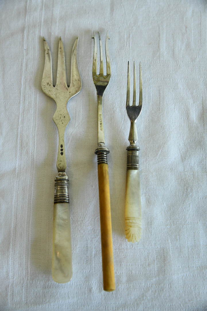3 x Vintage Serving Pickle Forks