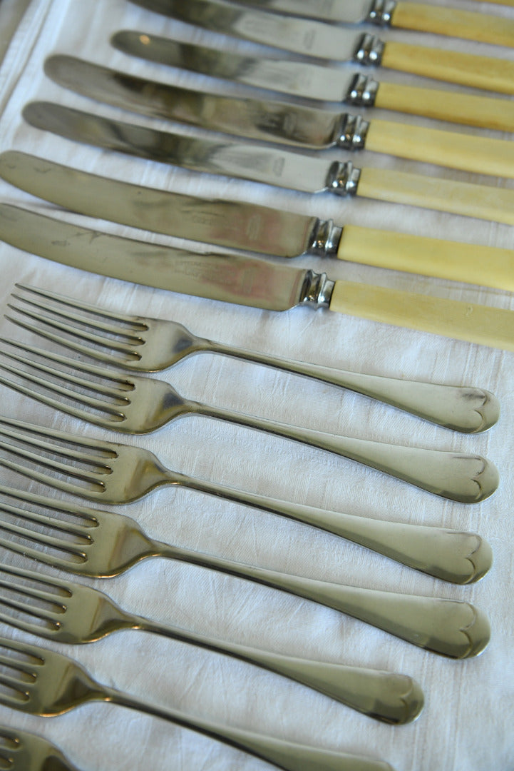 4 Setting Vintage Cutlery Set