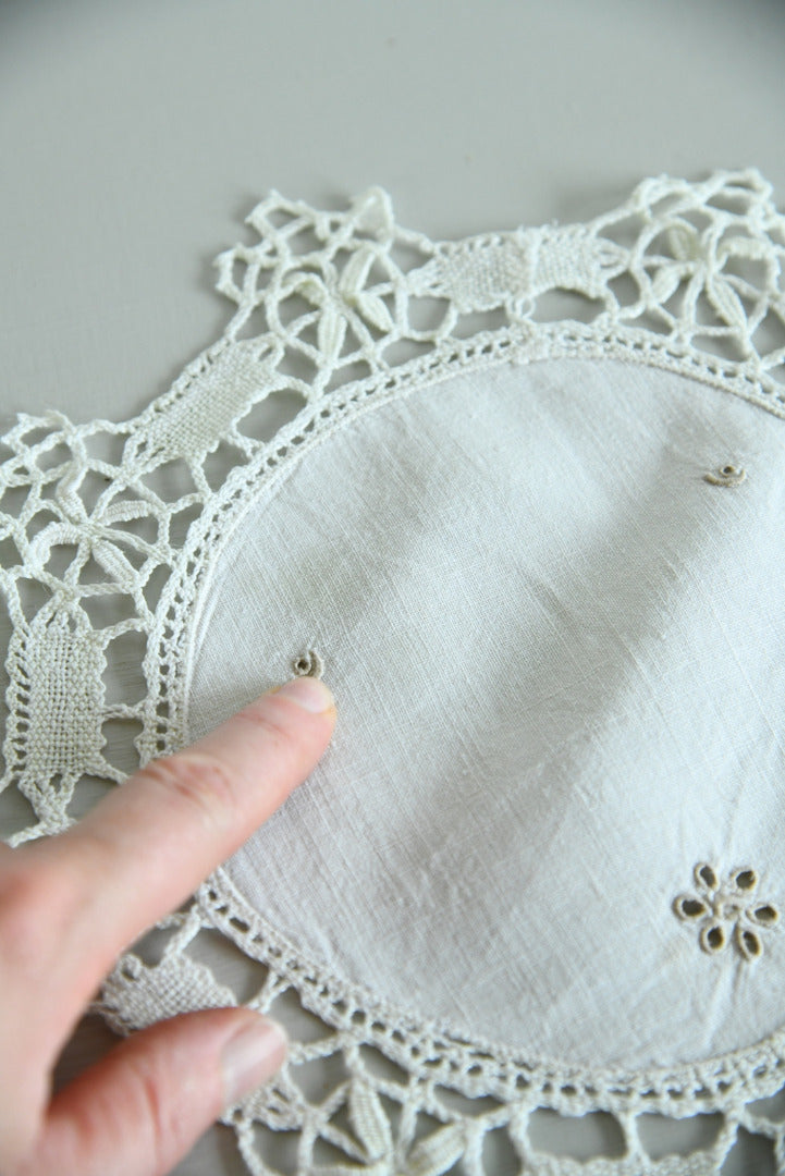 5 Vintage Embroidered Linen Doilies