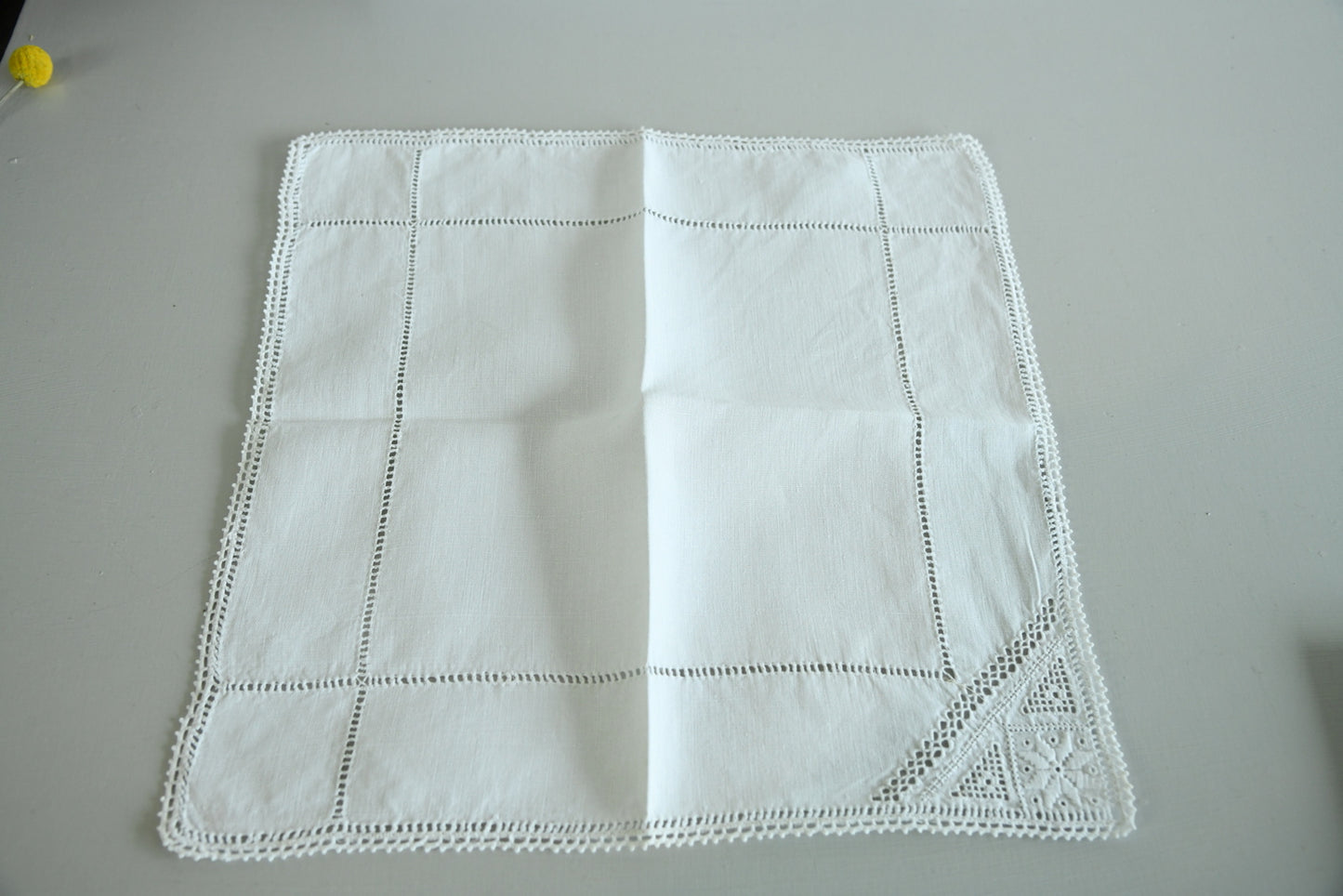 6 Vintage Embroidered Linen Napkins