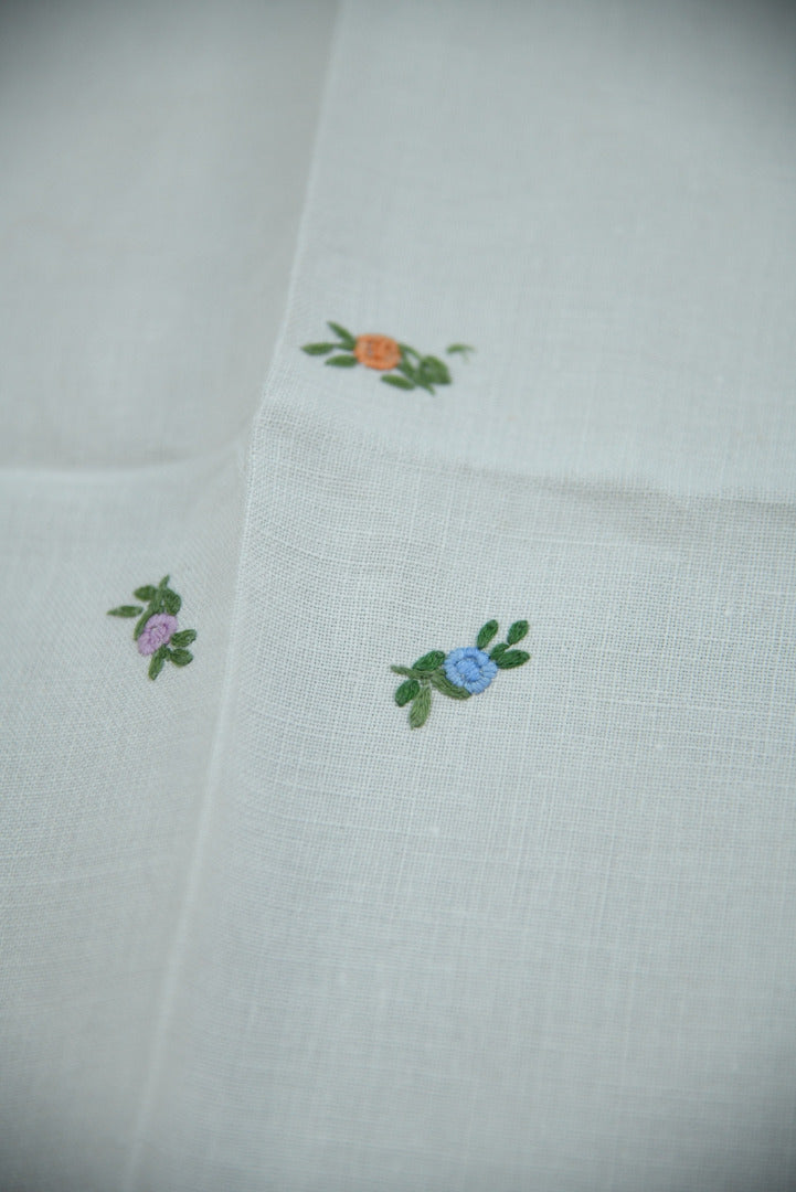 Vintage Square Tablecloth Embroidered Flower Baskets