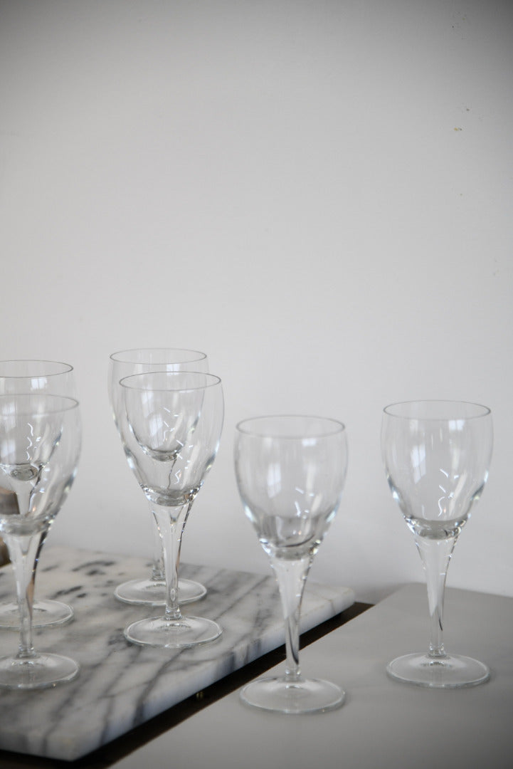 6 Modern Wine Glasses