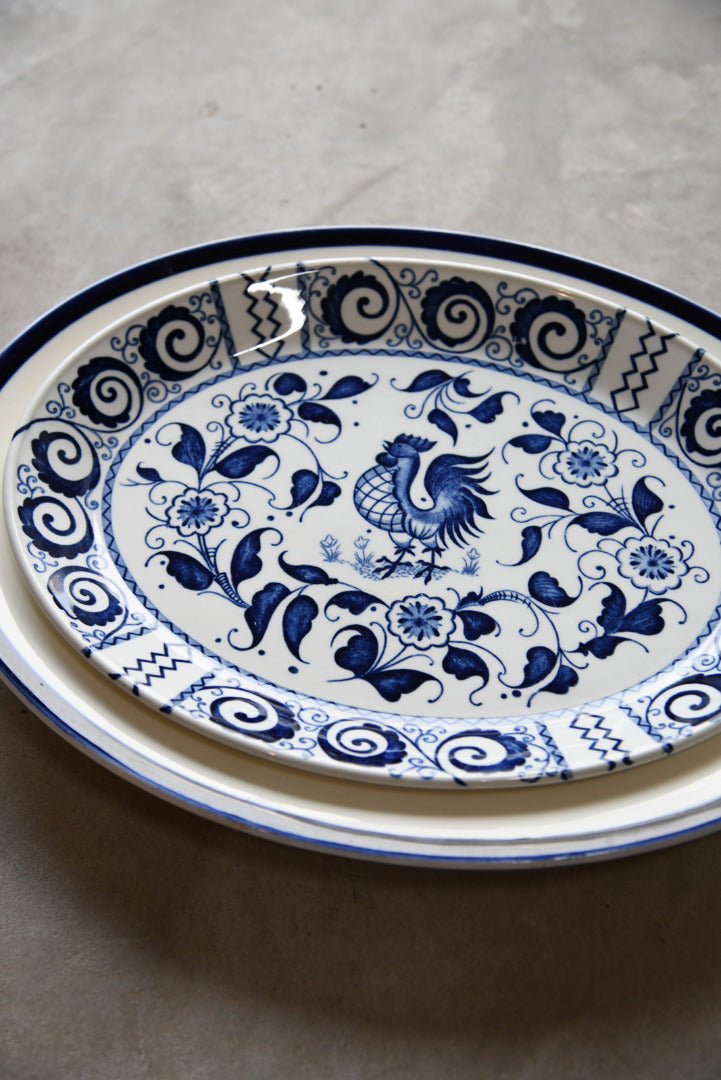 2 Oval Serving Plates