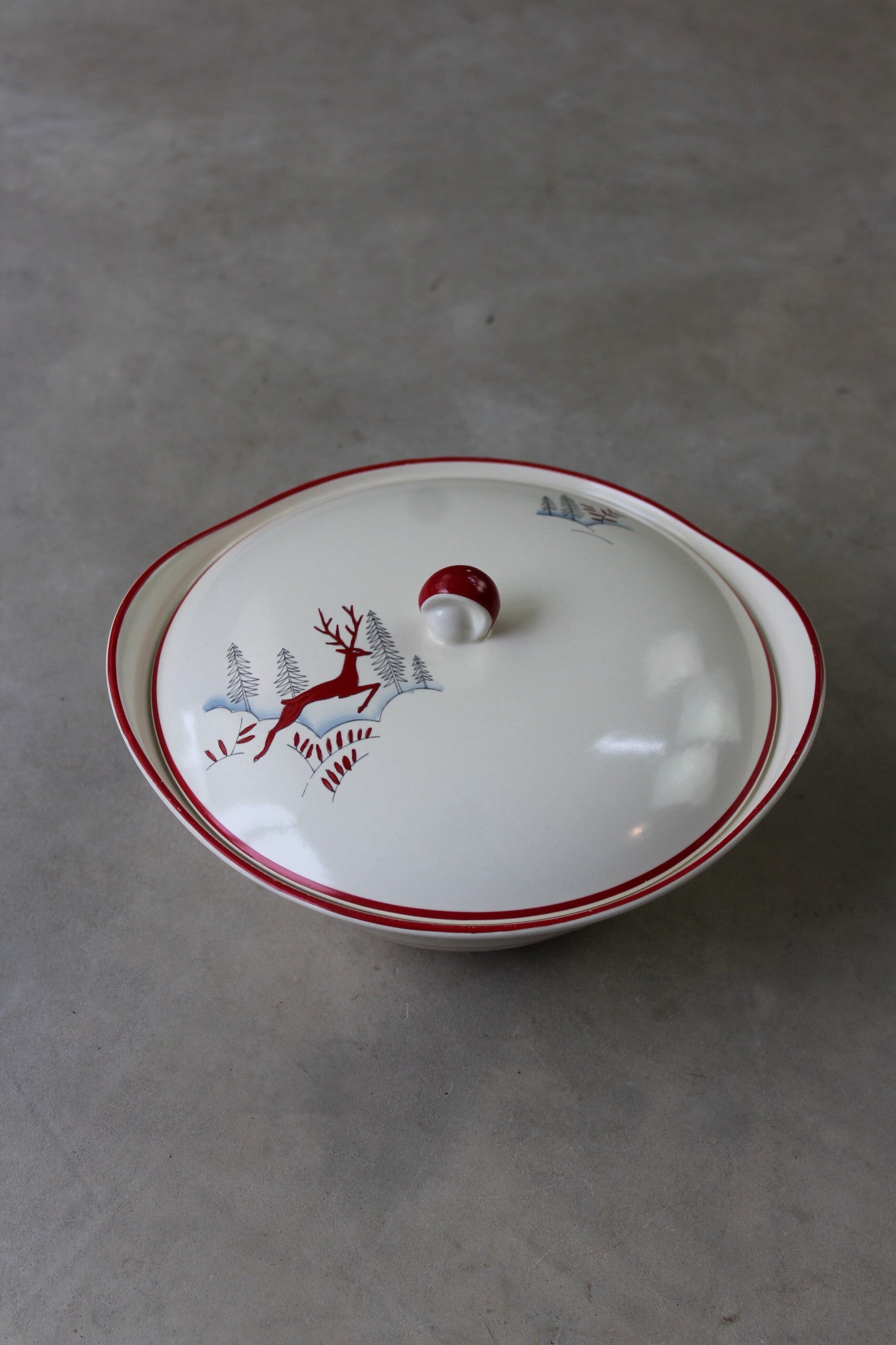 Crown Devon Stockholm Vegetable Tureen – Kernow Furniture