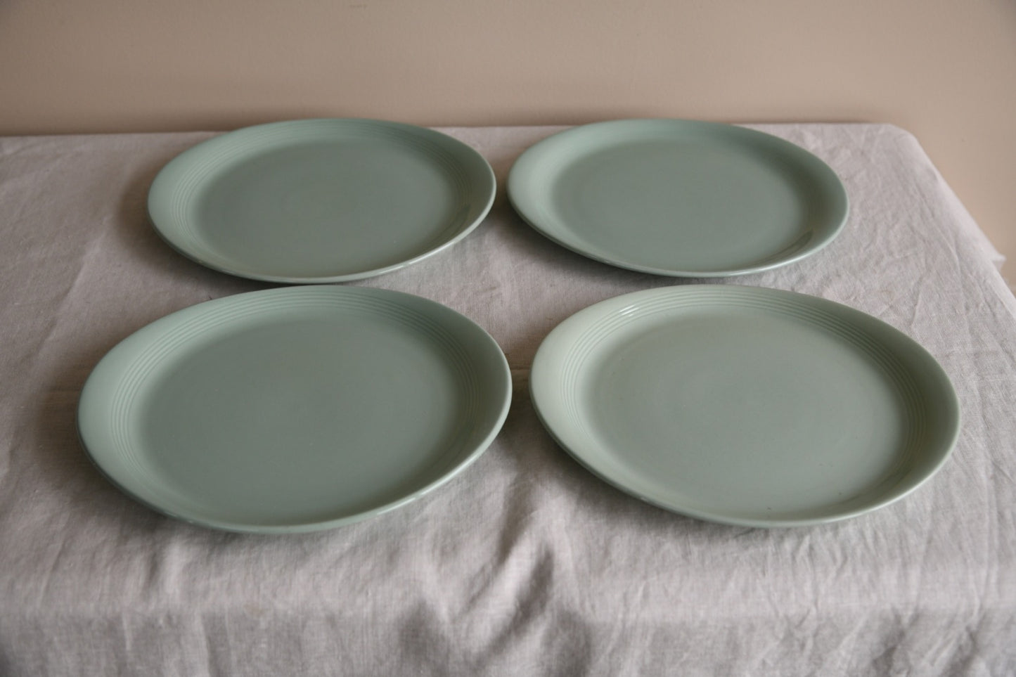 4 Woodsware Beryl Steak Plates