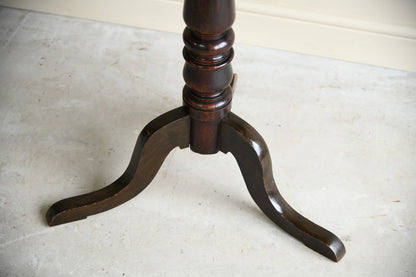 Antique Mahogany Tilt Top Occasional Table