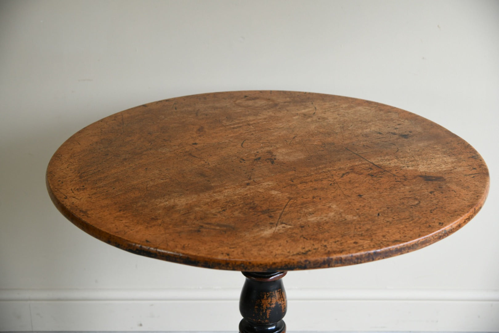 Antique Mahogany Round Occasional Table