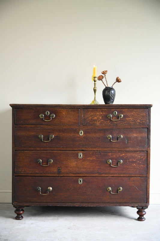 Georgian Oak Chest of Drawers