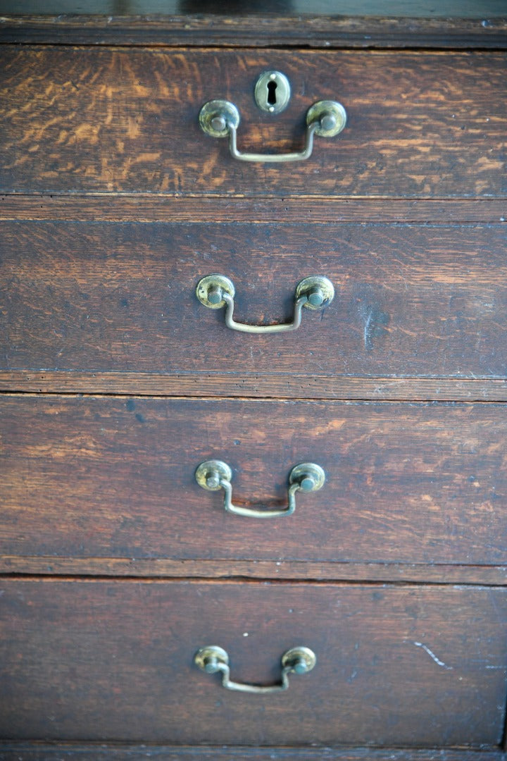 Georgian Oak Chest of Drawers