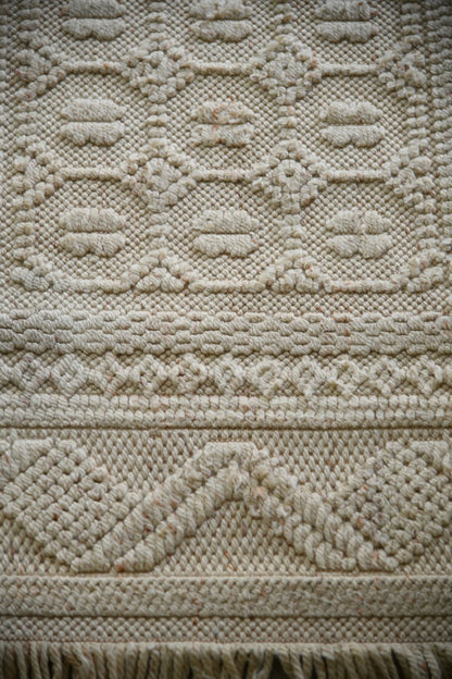 Vintage Cream Felpa Whiten Wool Runner Rug