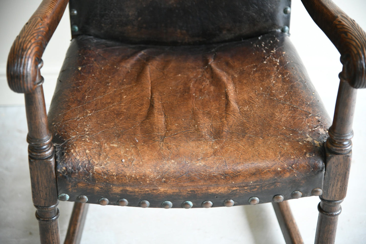 17th Century Design Leather Chair