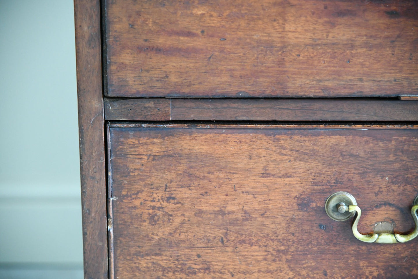 Antique Mahogany Chest of Drawers