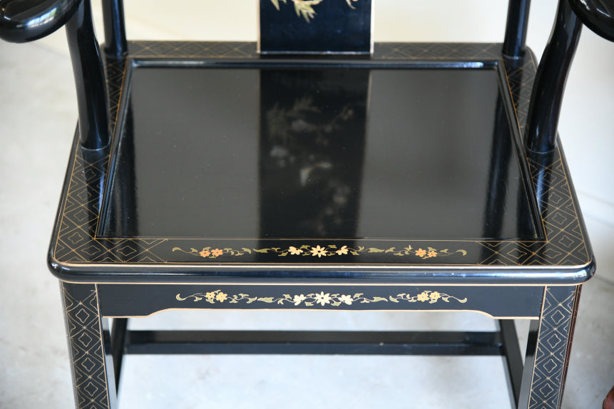 Single Black Lacquer Chinese Style Horse Shoe Chair