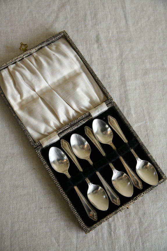 6 Vintage Boxed Tea Spoons