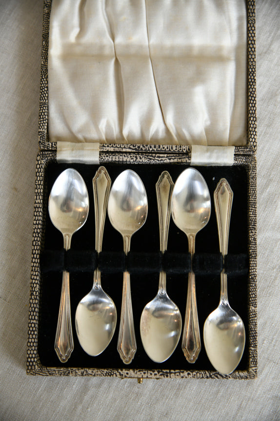 6 Vintage Boxed Tea Spoons