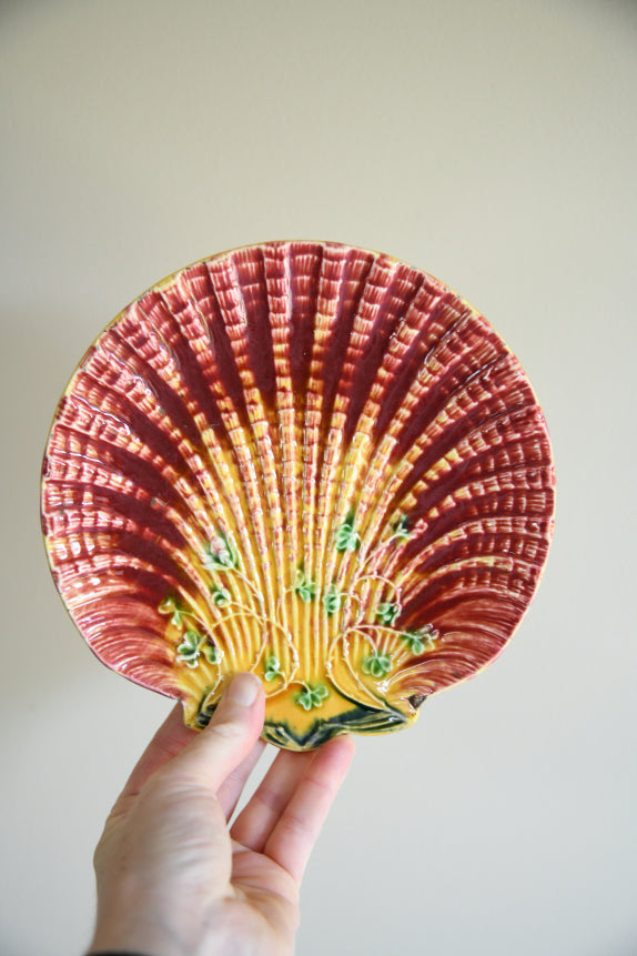 Set 4 Antique Majolica Shell Plates