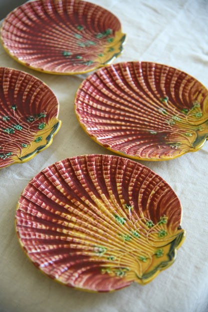 Set 4 Antique Majolica Shell Plates