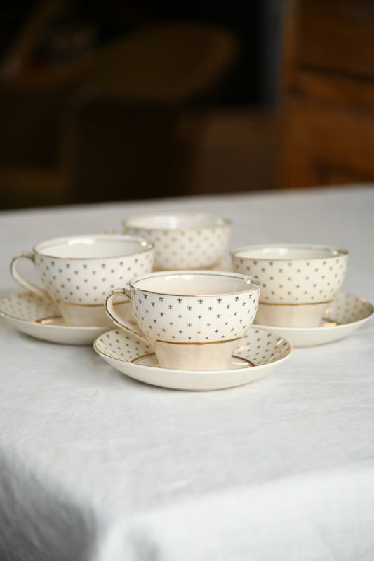 4 Vintage John Maddock Ivory Ware Cups & Saucers