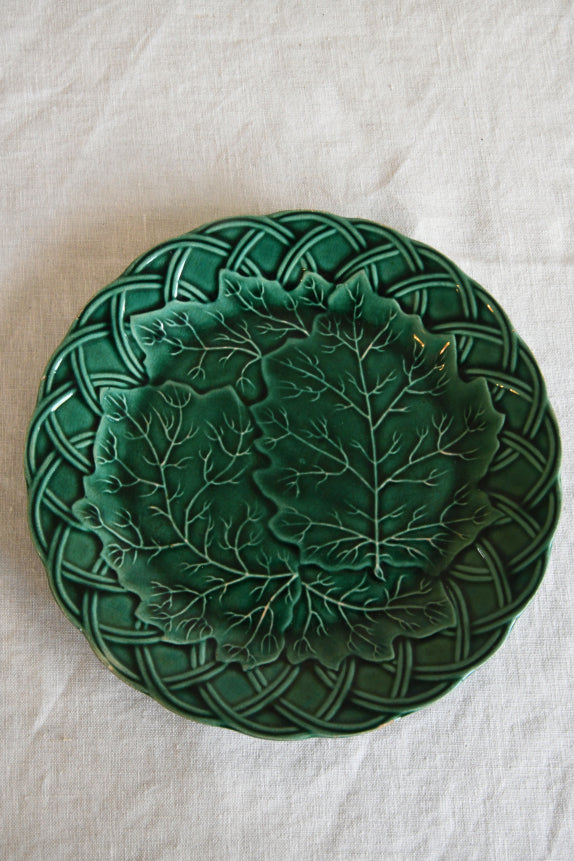 Green Majolica Vine Leaf Plate