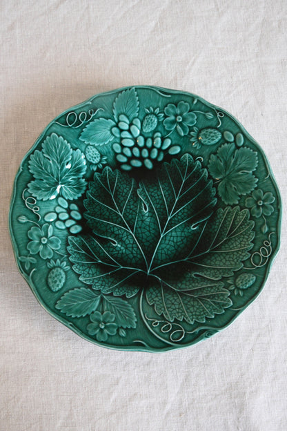 Single Green Majolica Vine Leaf Plate