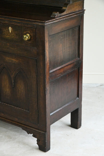 Antique Oak Georgian Style Dresser