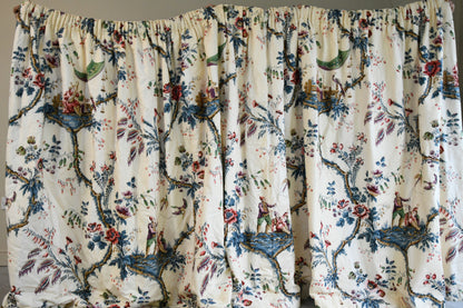 Emperors Musician Fabric Curtain (2)