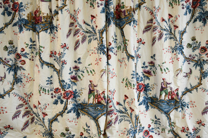 Emperors Musician Fabric Curtain (3)