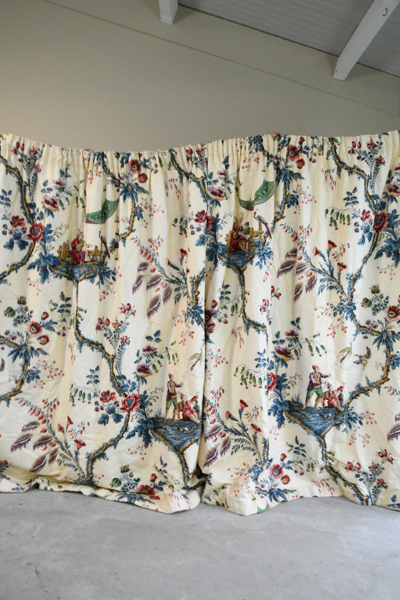 Emperors Musician Fabric Curtain (3)