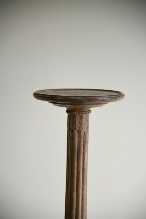 Hepplewhite Style Faded Mahogany Torchere