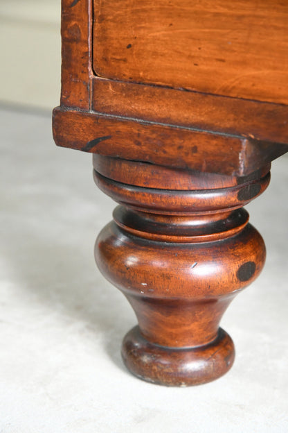 Victorian Mahogany Chest of Drawers