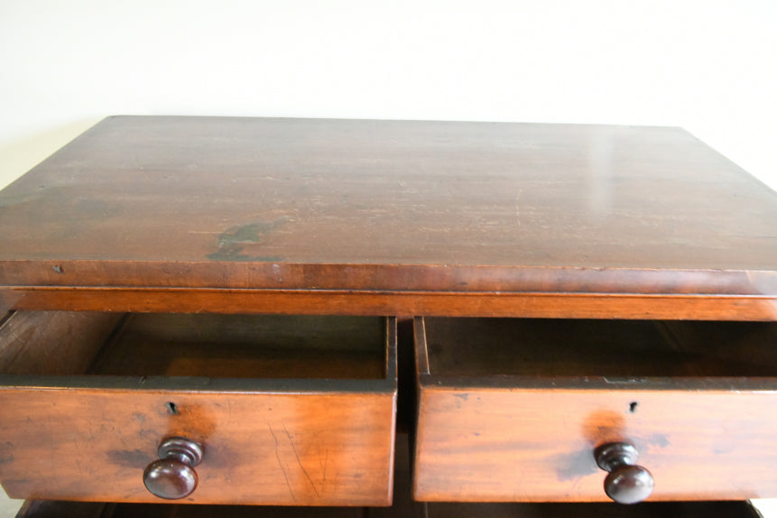 Antique Victorian Mahogany Chest of Drawers