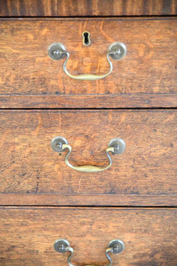 Antique Oak Chest of Drawers