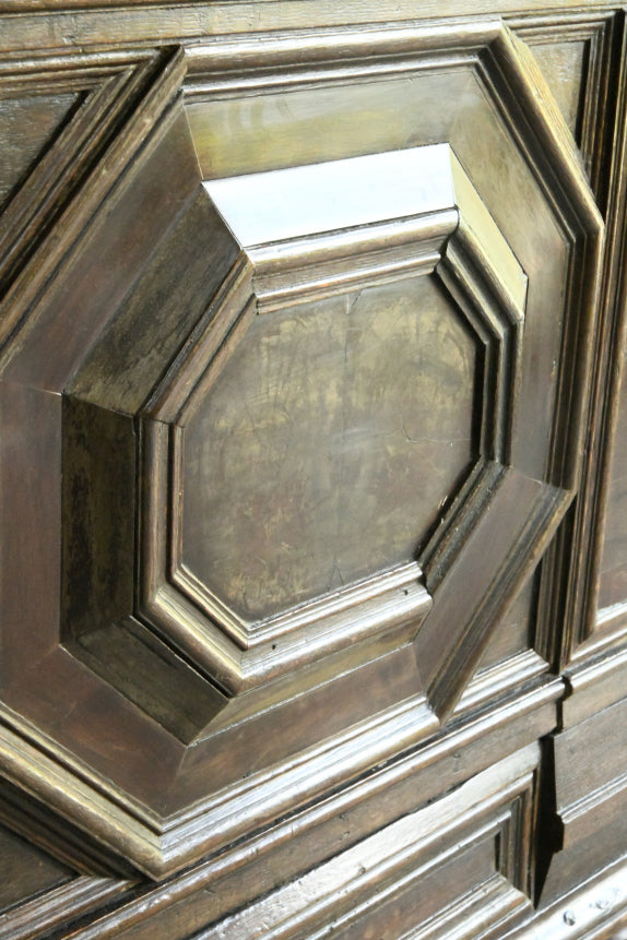 17th Century Style Oak Mule Chest