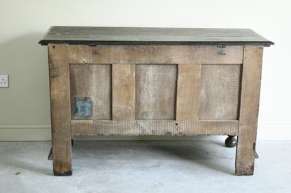 17th Century Style Oak Mule Chest