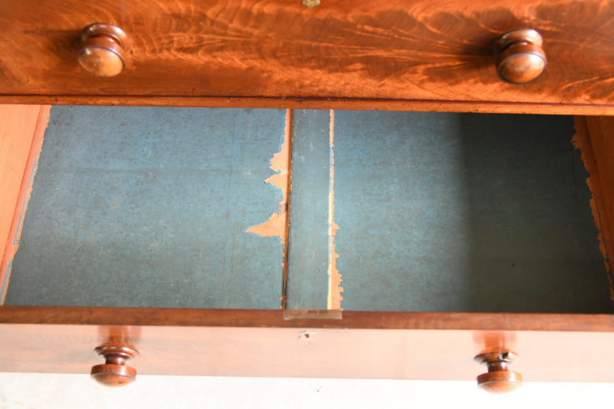 Antique Mahogany Chest of Drawers