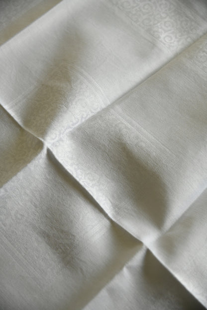 6 Vintage White Linen Damask Napkins