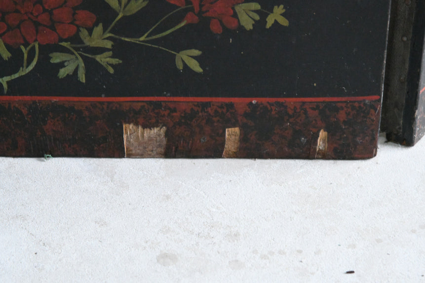 Antique Oriental Style Folding Screen