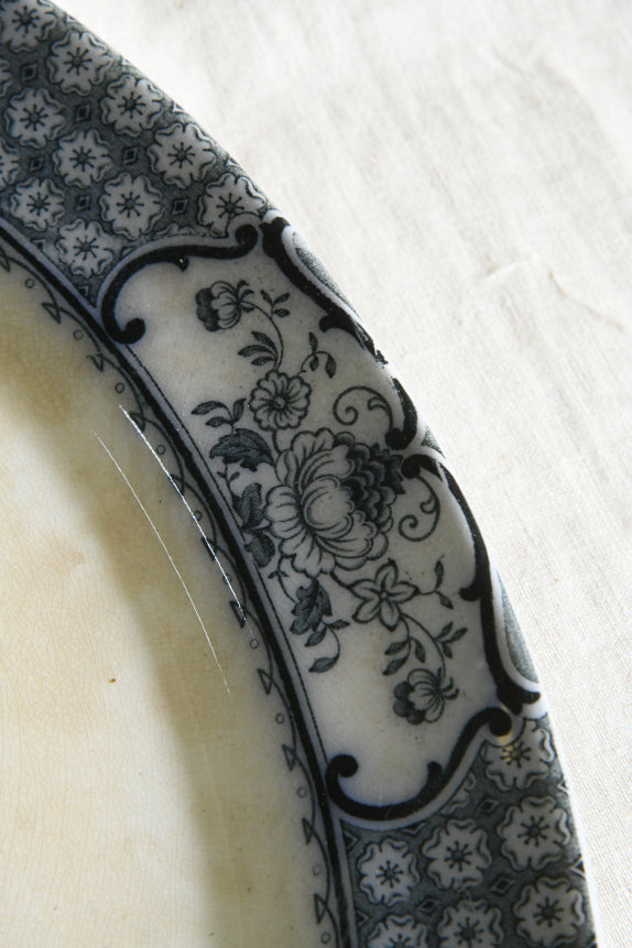 Victorian Hollinshead & Kirkham Tunstan Florence Plate