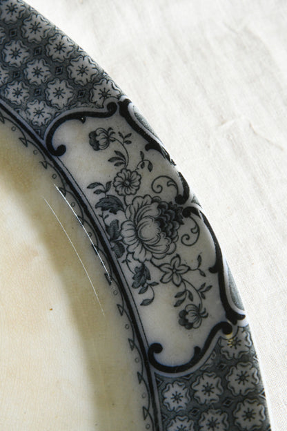 Victorian Hollinshead & Kirkham Tunstan Florence Plate