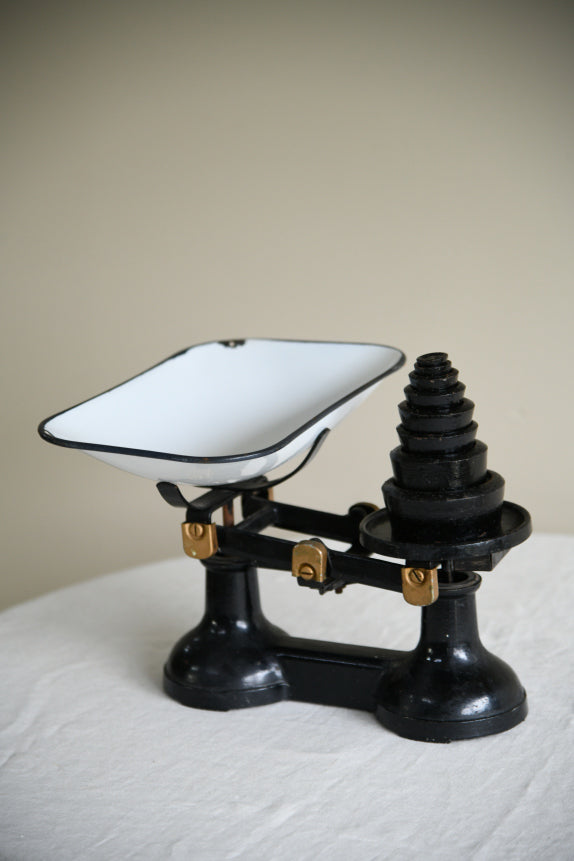 Traditional Kitchen Scales
