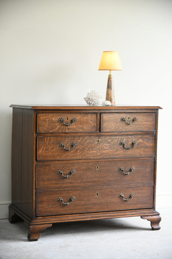 Georgian Oak Chest of Drawers