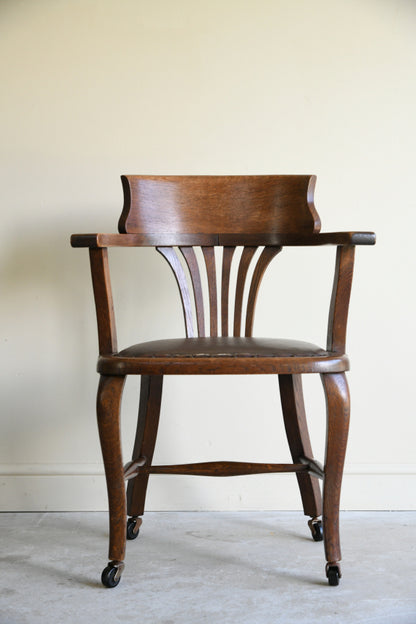 Early 20th Century Globe Wernicke Oak Office Chair