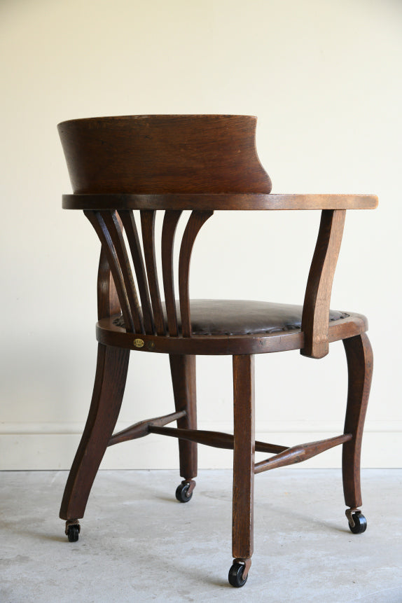 Early 20th Century Globe Wernicke Oak Office Chair
