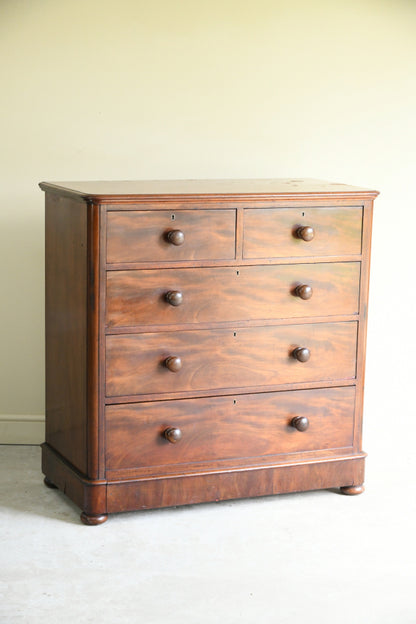 Victorian Mahogany Chest of Drawers