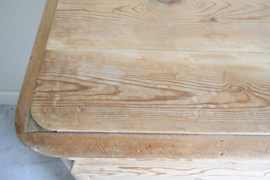 Continental Pine Chest of Drawers