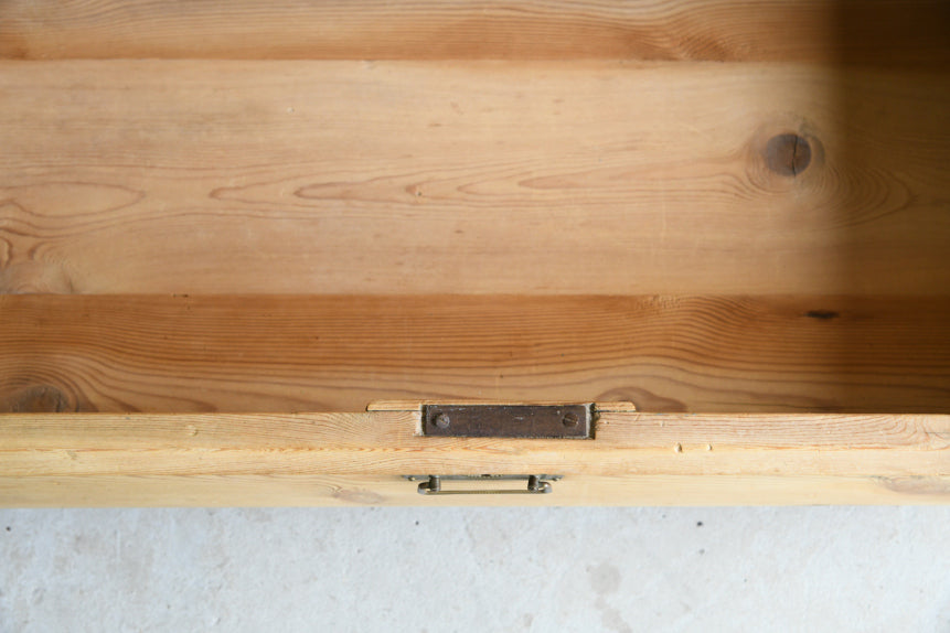 Continental Pine Chest of Drawers