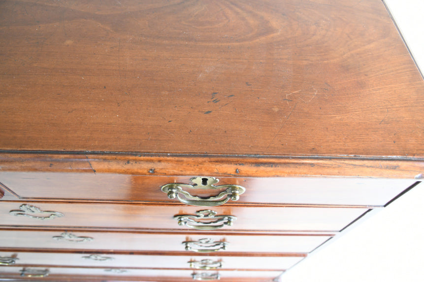Georgian Mahogany Chest of Drawers