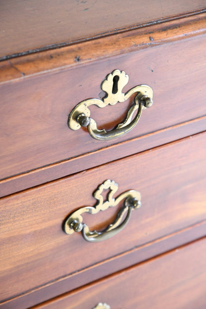 Georgian Mahogany Chest of Drawers