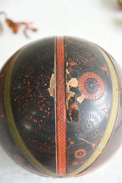 Antique Wooden Nesting Balls